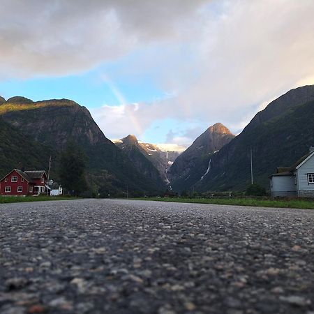 Microen Stryn Exterior foto